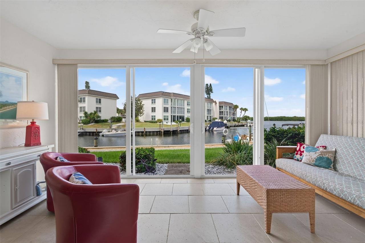 4330 Falmouth Dr. #107, Longboat Key, FL 34228