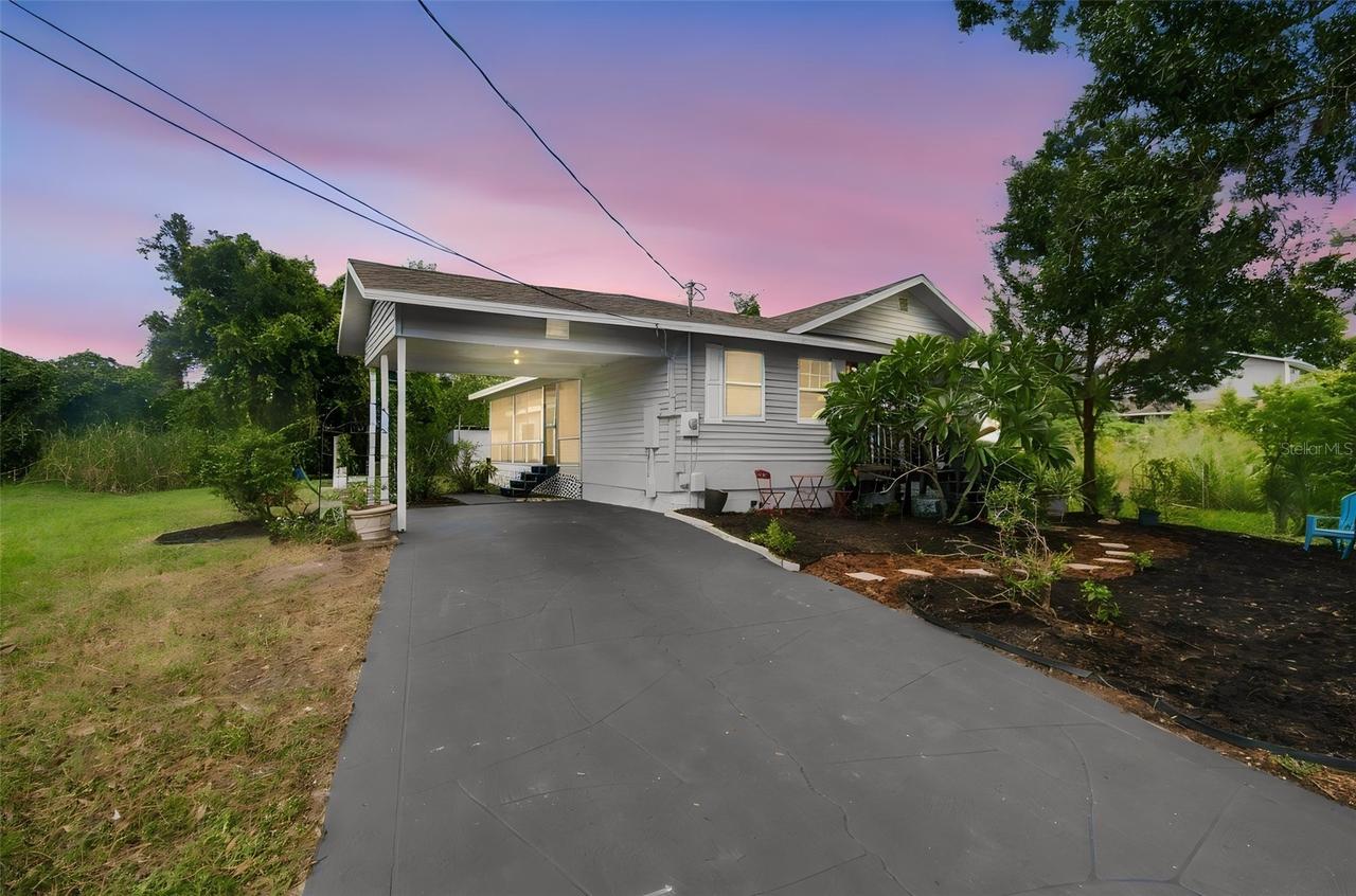 2115 55th Ave., Bradenton, FL 34203