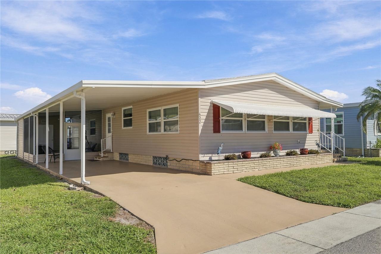 5619 Bayshore Rd. #422, Palmetto, FL 34221