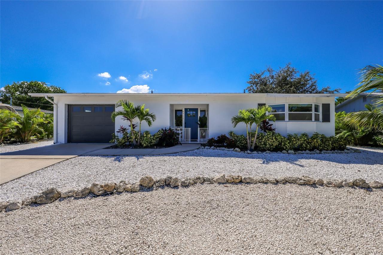 6311 1st Ave., Bradenton, FL 34209
