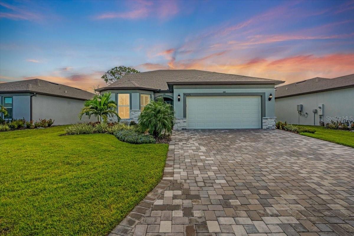 9225 Barrier Coast Tr., Parrish, FL 34219