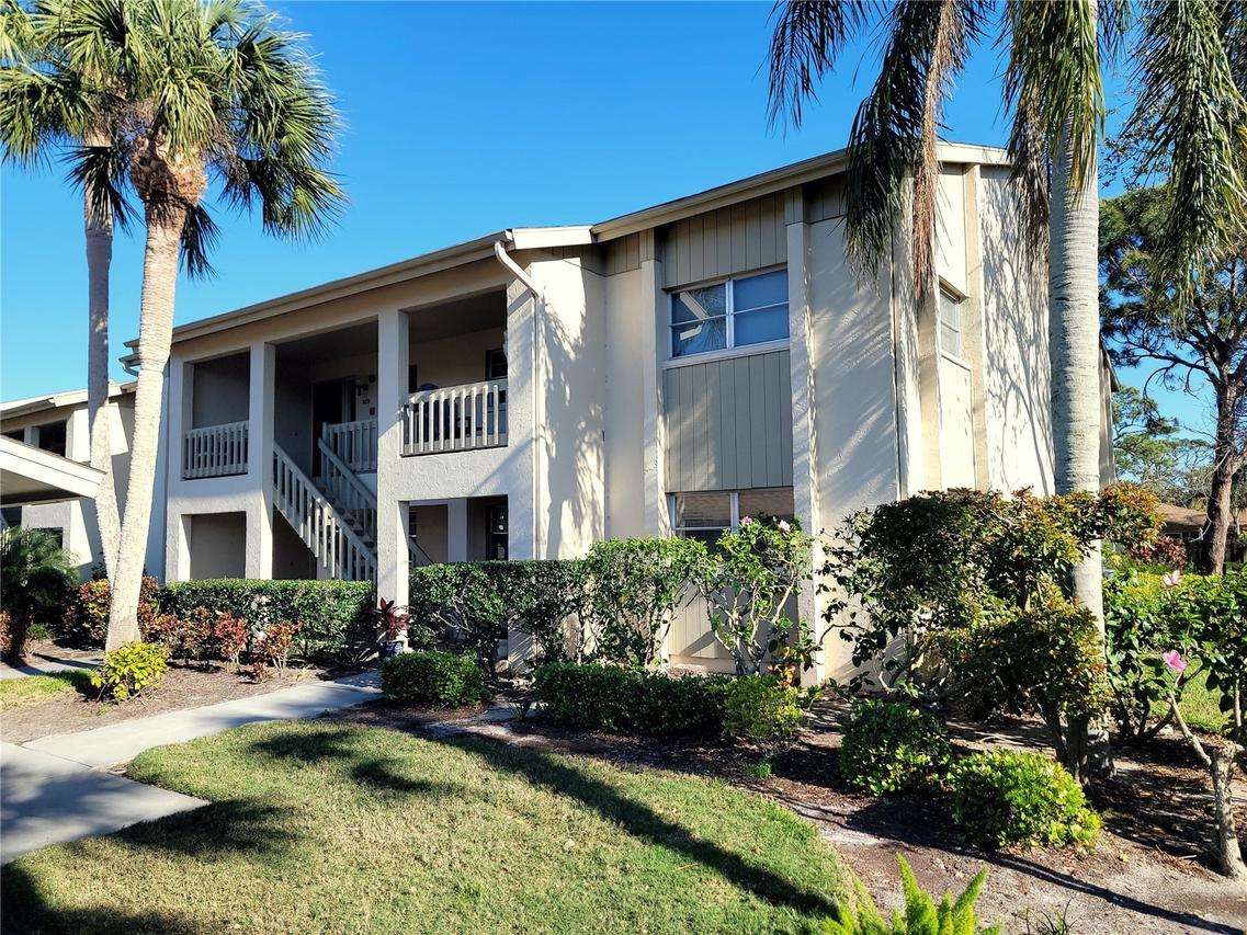 7151 Wood Creek Dr. #205, Sarasota, FL 34231