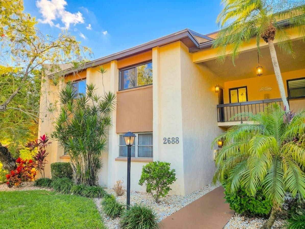 2688 Clubhouse Dr. #201, Sarasota, FL 34232