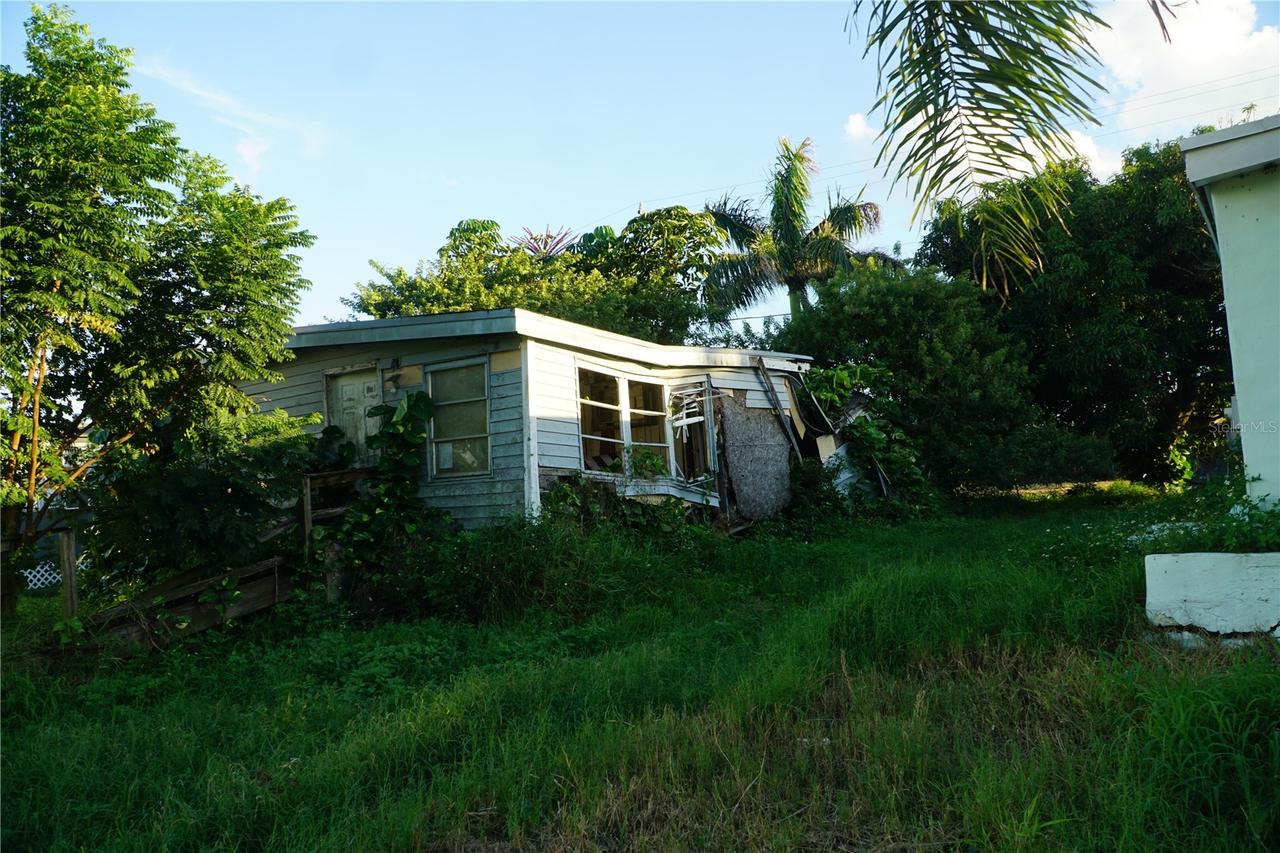 412 S Cocoanut Rd., Pahokee, FL 33476