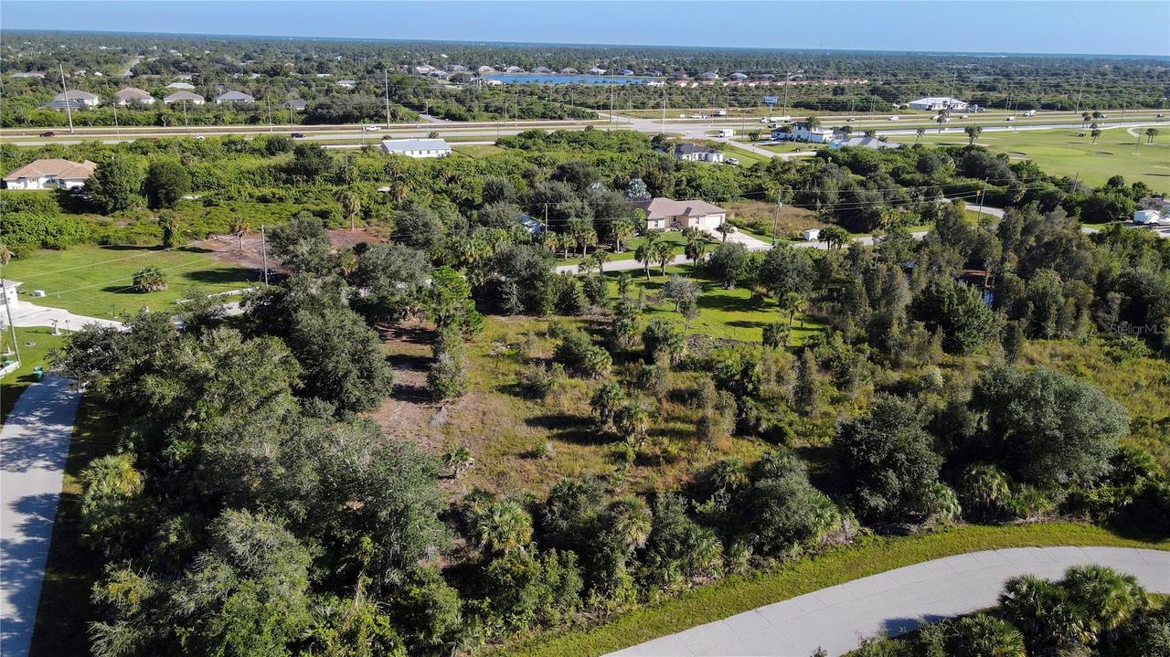 7022 Landrum Cir., Port Charlotte, FL 33981