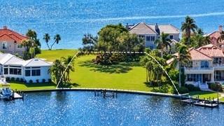1549 Caribbean Dr., Sarasota, FL 34231