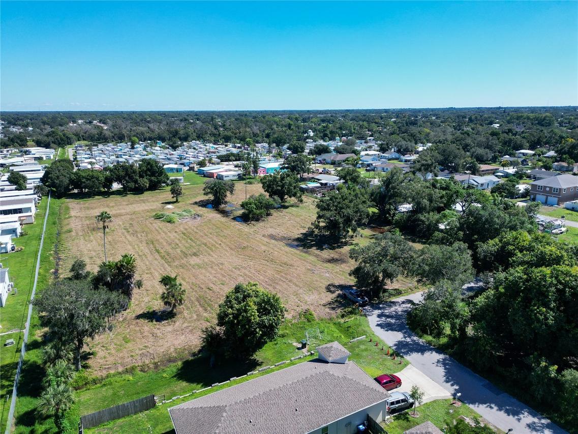 S S Brink Ave., Sarasota, FL 34239