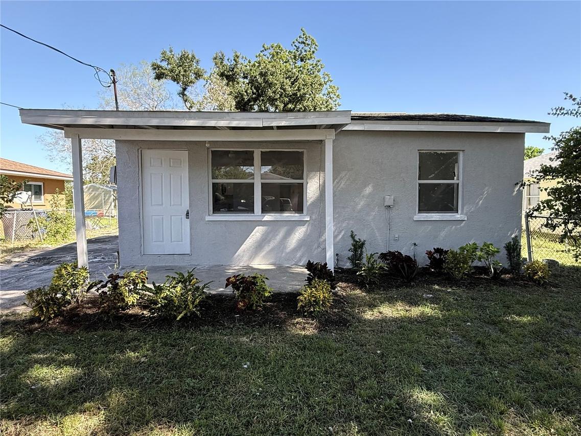 2718 5th Ave., Palmetto, FL 34221
