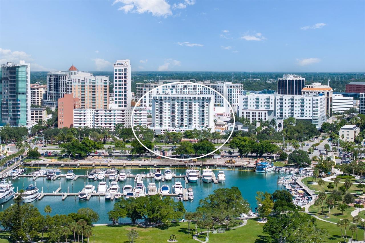 101 S Gulfstream Ave. #5G, Sarasota, FL 34236
