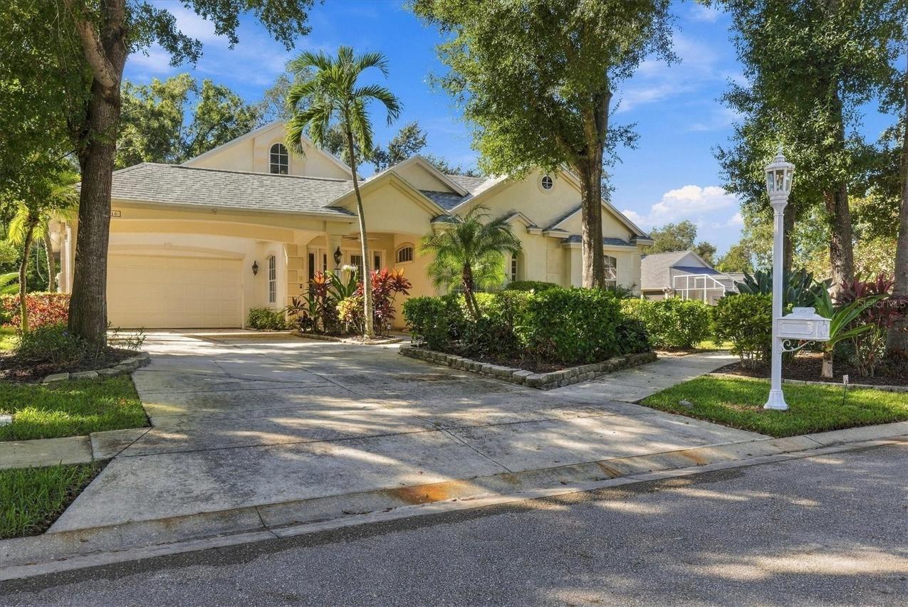 4716 4th Ave., Bradenton, FL 34208