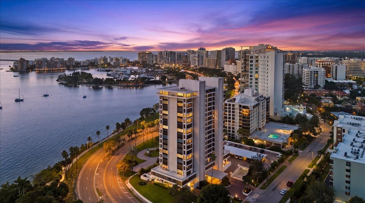 770 S Palm Ave. #PH-1, Sarasota, FL 34236
