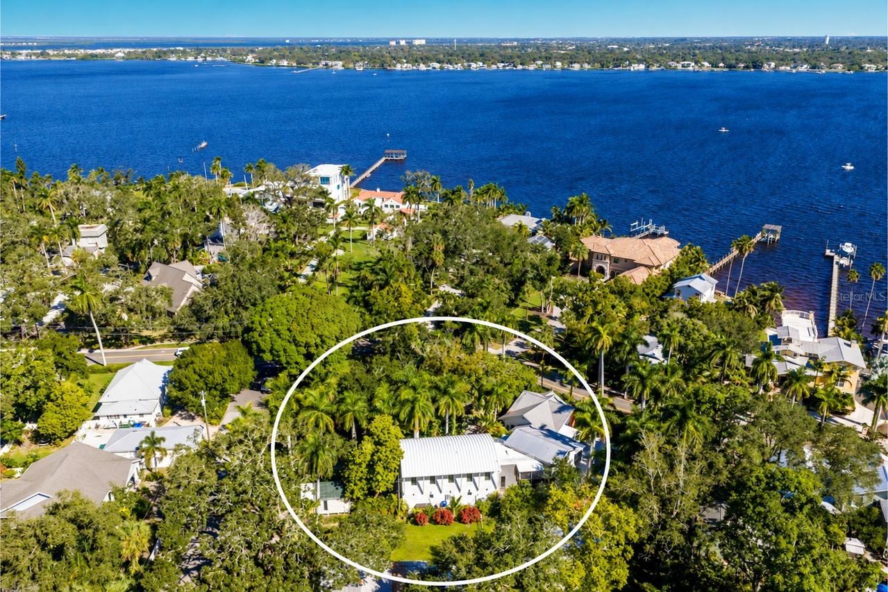 2813 Riverview Blvd., Bradenton, FL 34205