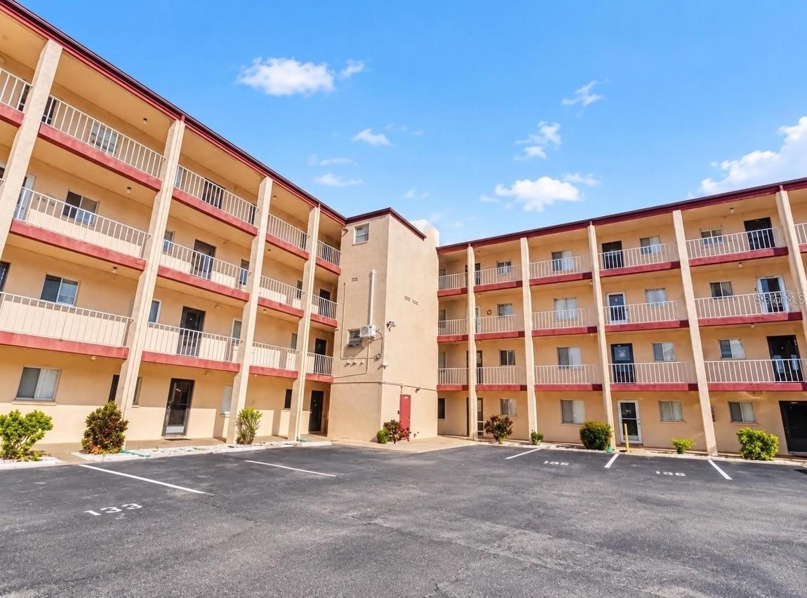 4127 Heron Way #E-111, Bradenton, FL 34205