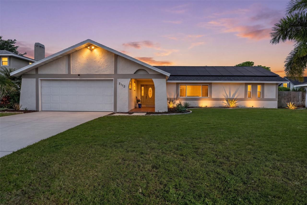 5112 3rd Avenue Dr., Bradenton, FL 34209