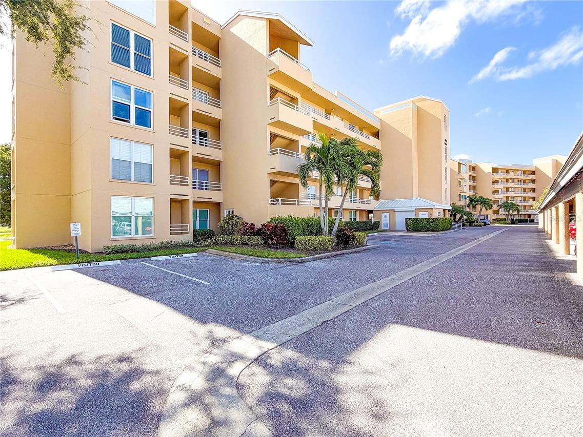 3750 Pinebrook Cir. #503, Bradenton, FL 34209