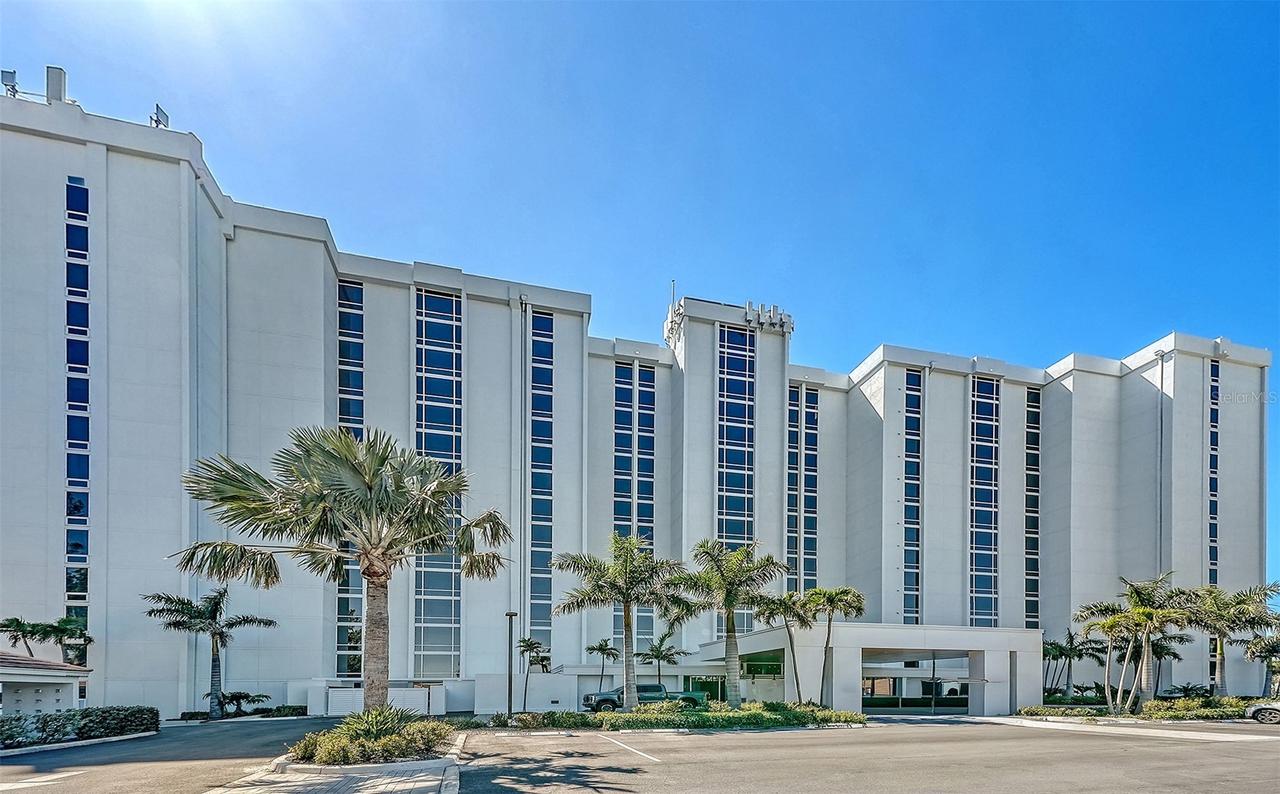 2425 Gulf Of Mexico Dr. #1E, Longboat Key, FL 34228