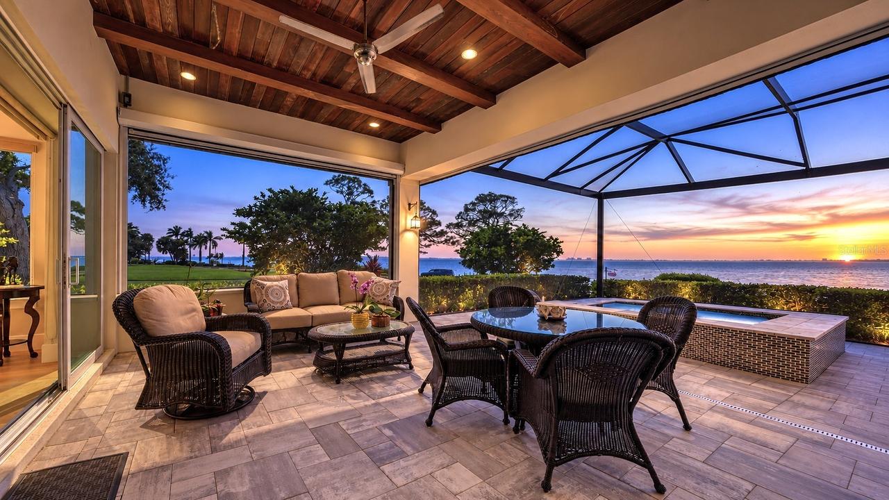 7927 Longbay Blvd., Sarasota, FL 34243