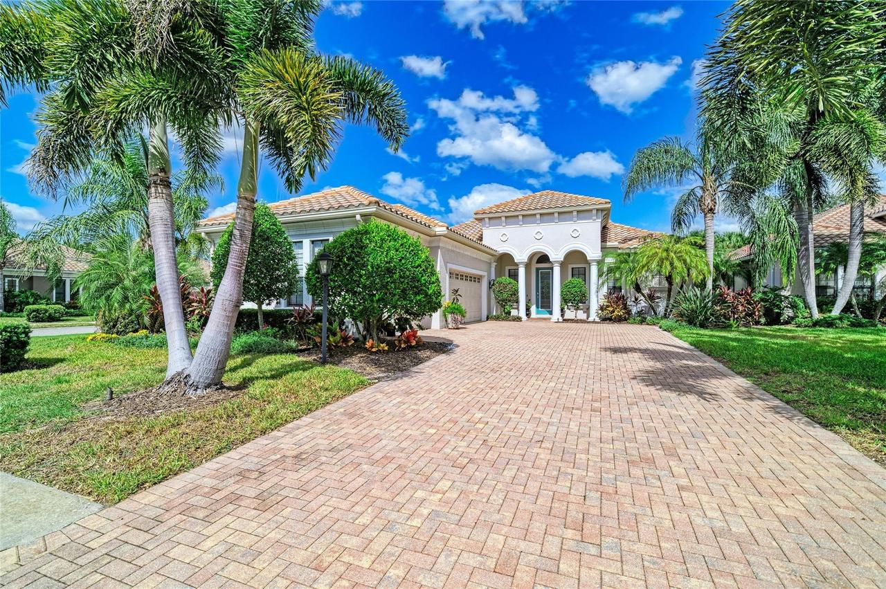 12705 Stone Ridge Pl., Lakewood Ranch, FL 34202