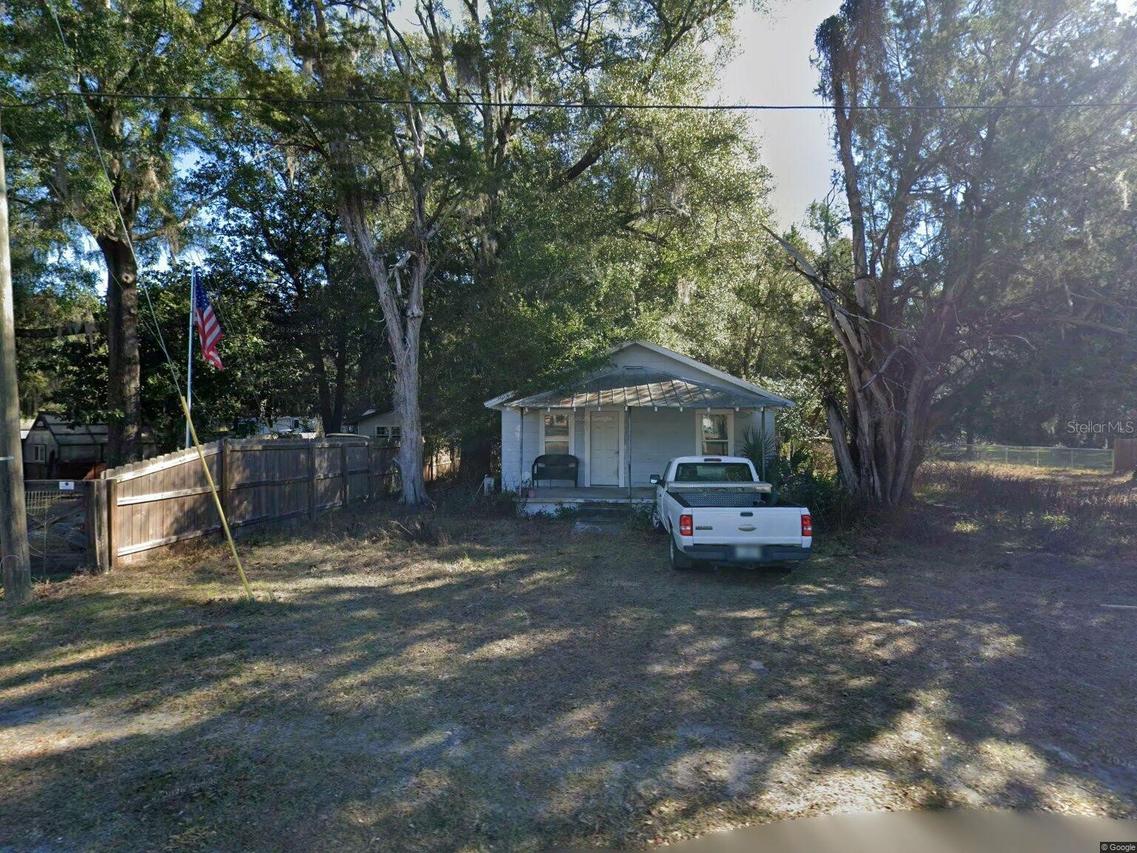 201 NW 249th St., Newberry, FL 32669