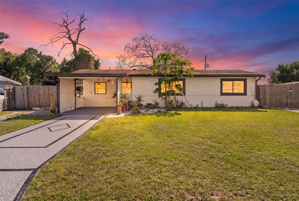 3404 Dudley St., Sarasota, FL 34235