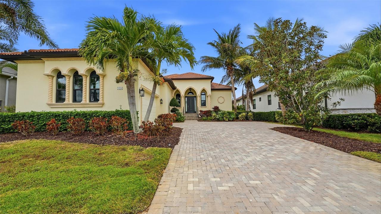 5238 Title Row Dr., Bradenton, FL 34210