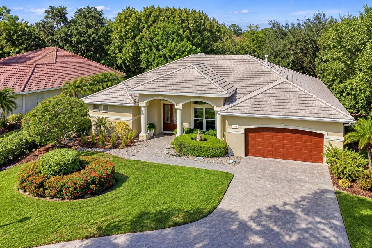 6607 Hunter Combe Crossing, University Park, FL 34201