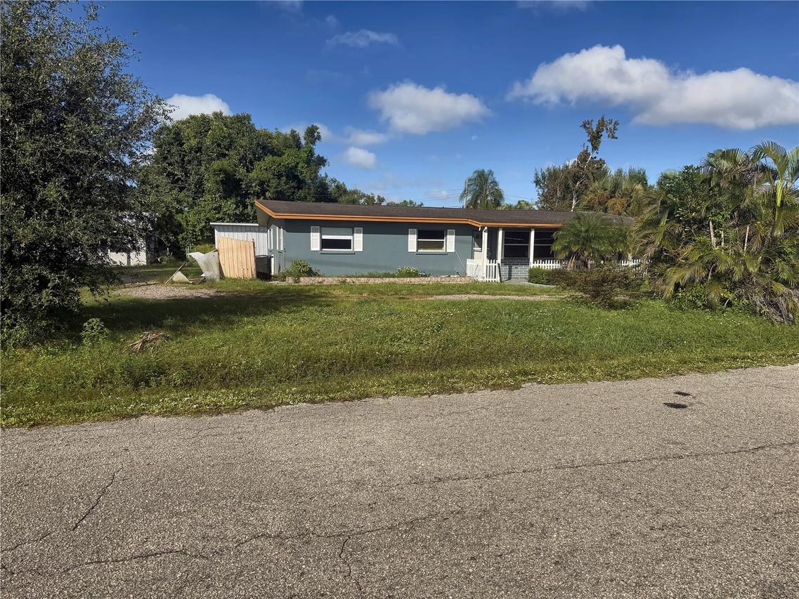 5616 24th St., Bradenton, FL 34203
