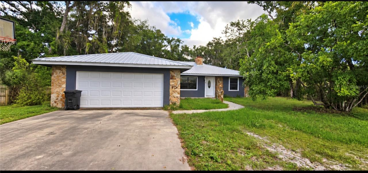 4705 26th Ave., Bradenton, FL 34208