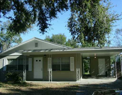 214 Debbie Ann Ct., Auburndale, FL 33823