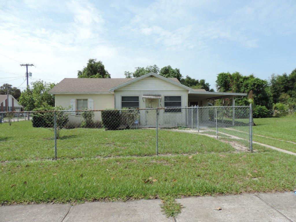 416 2nd St., Fort Meade, FL 33841