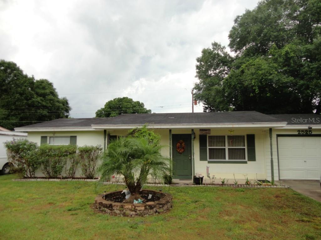 2525 Edmond Cir., Auburndale, FL 33823