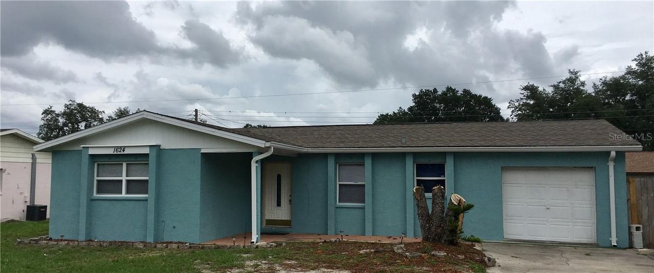1624 Dolphin Dr., Lakeland, FL 33801