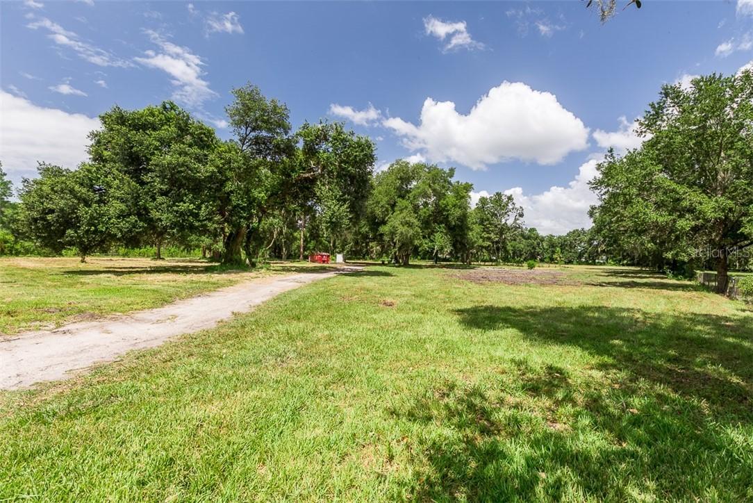 1535 W Oak Dr., Lakeland, FL 33810