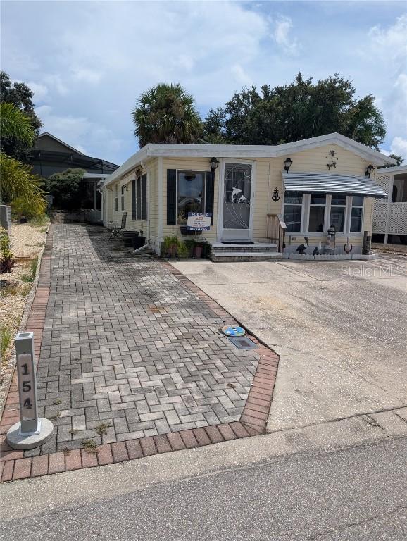 154 Canna Ln., Davenport, FL 33837