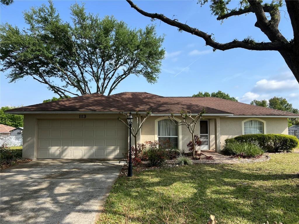 113 Kinstle Hill Dr., Auburndale, FL 33823