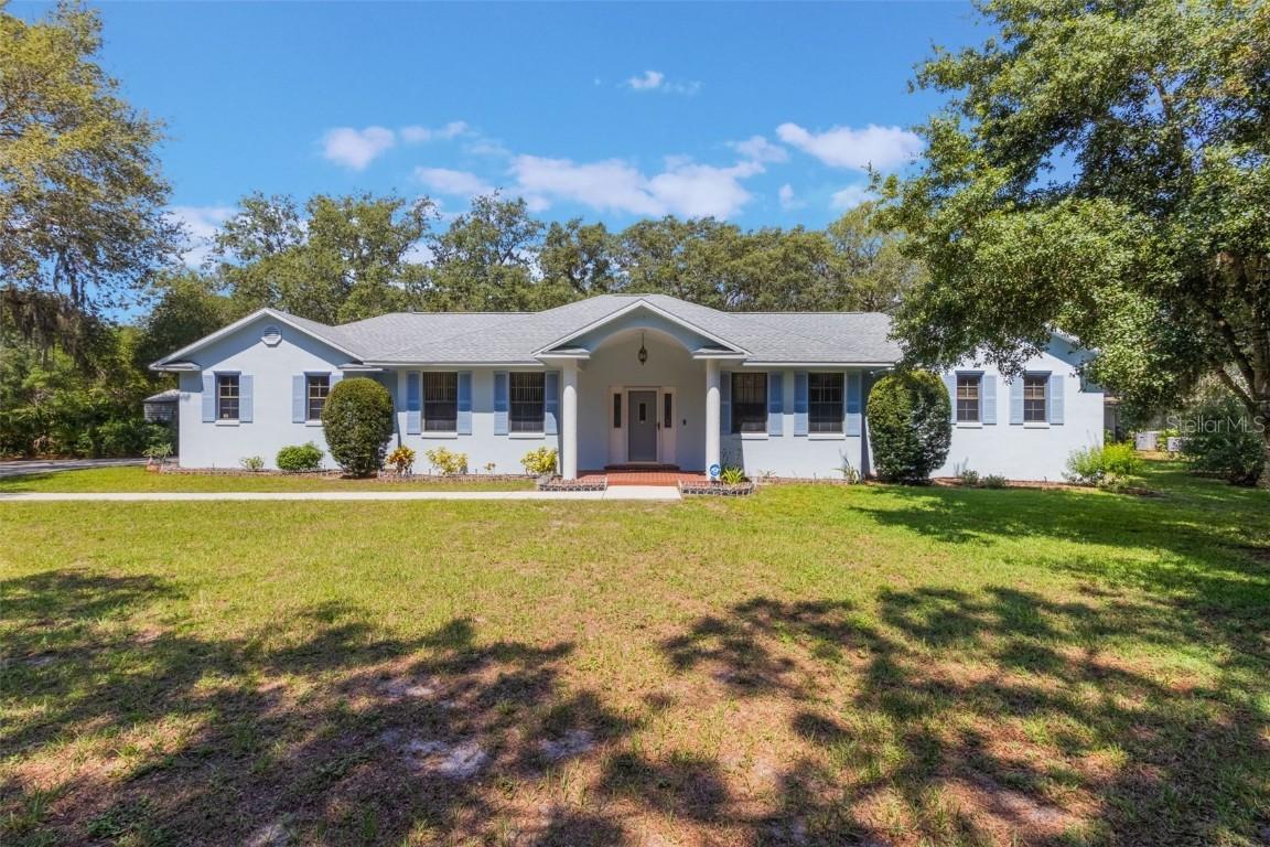 1131 Country Oaks Blvd., Lake Wales, FL 33898