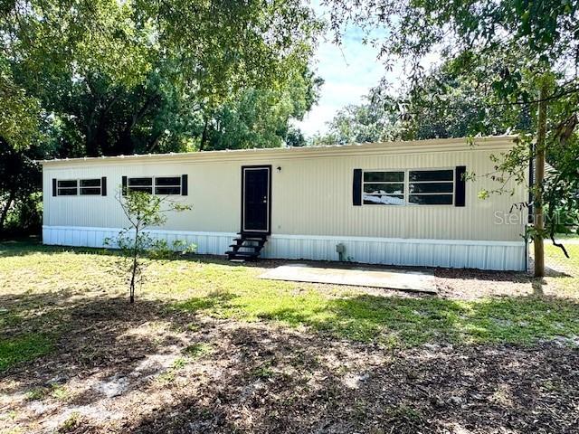218 Kaylor Dr., Auburndale, FL 33823