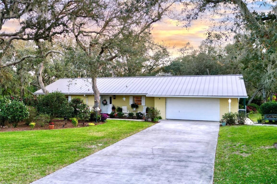 41 Spring Ln., Haines City, FL 33844