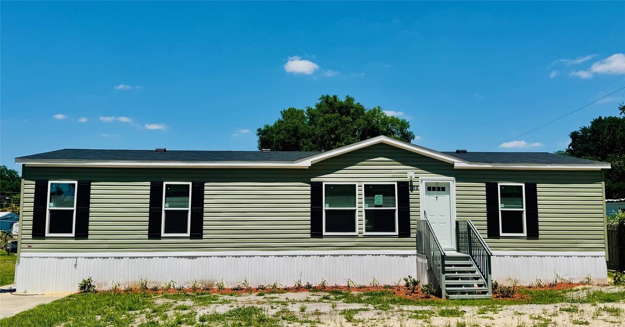 389 Waterview Dr., Polk City, FL 33868