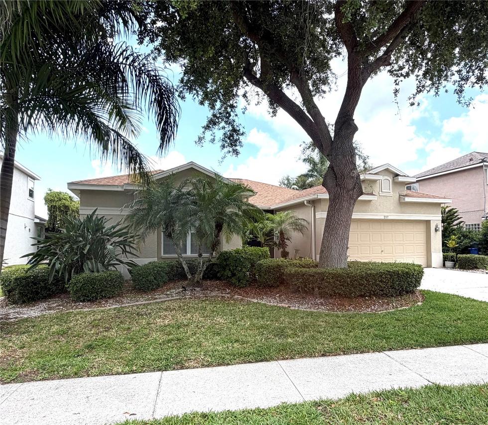 217 36th St., Bradenton, FL 34208