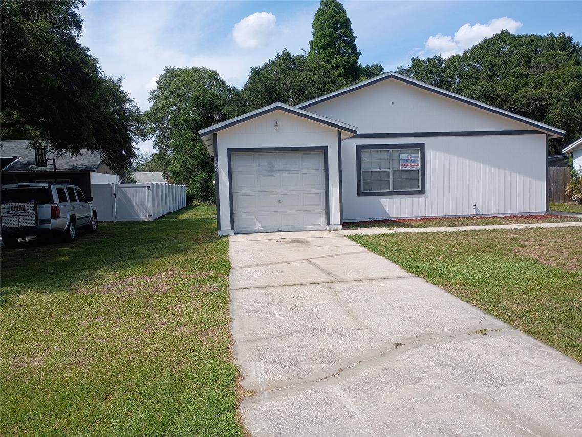 1359 Primrose Ct., Lakeland, FL 33811