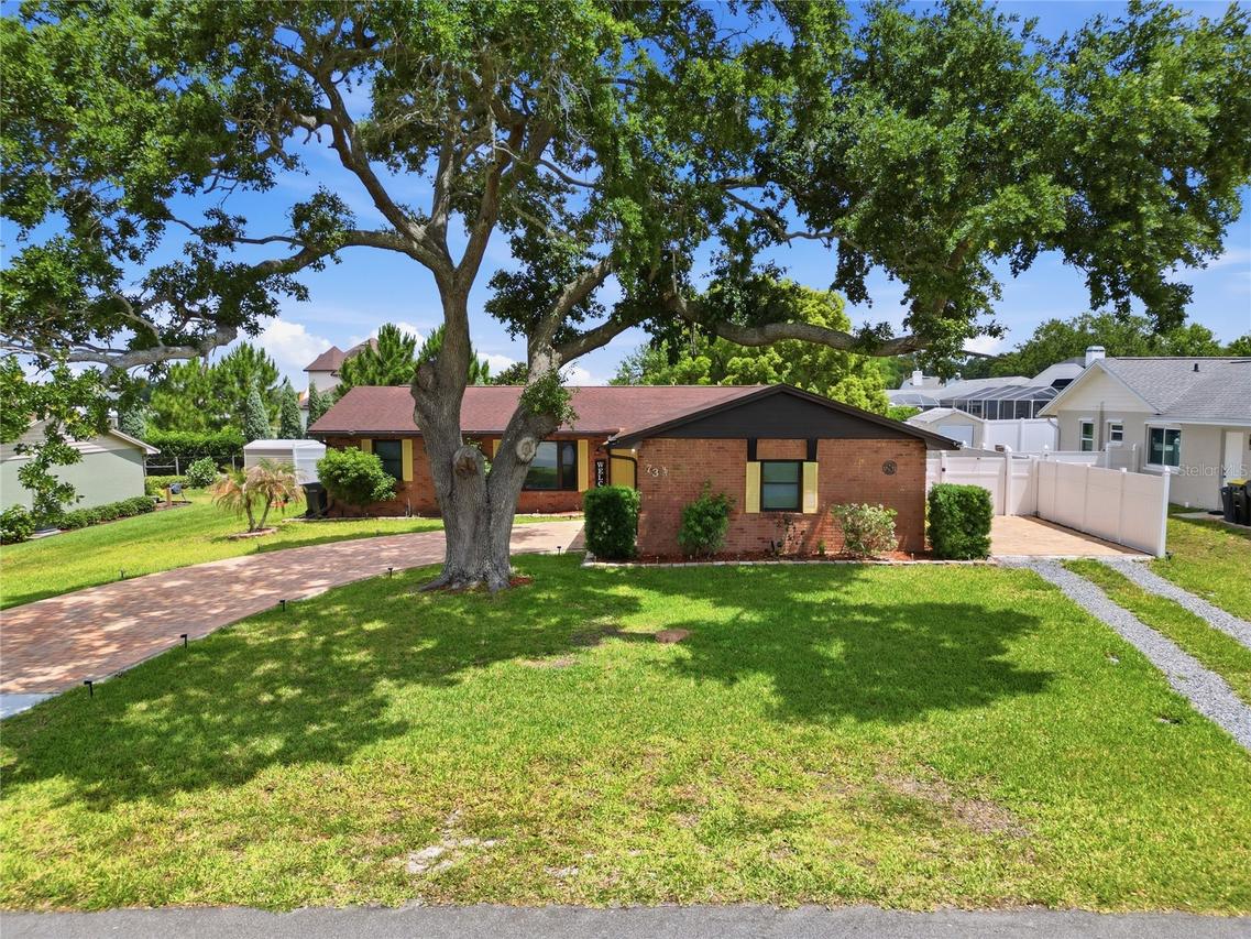 736 Scott Lake Village, Lakeland, FL 33813