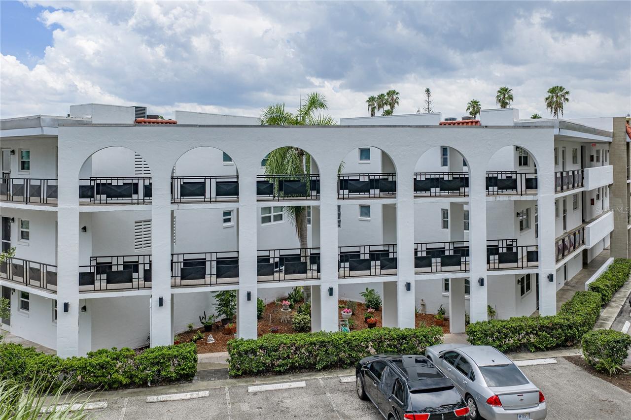 100 El Camino Dr. #301, Winter Haven, FL 33884