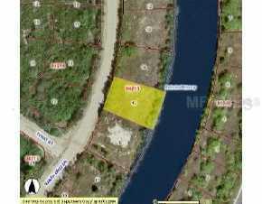 8274 Santa Cruz Dr., Port Charlotte, FL 33981