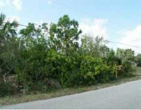 2259 Cannolot Blvd., Port Charlotte, FL 33948