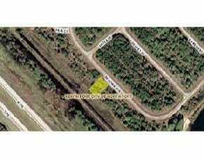 Devonia Cir, North Port, FL 34288