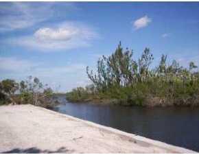 516 Glenholm Ave., Punta Gorda, FL 33950