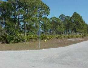 144 Brig Cir, Rotonda West, FL 33947