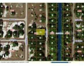 165 Ferdon Circle, Port Charlotte, FL 33954