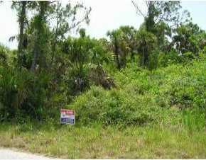 8 Sernice St., North Port, FL 34286